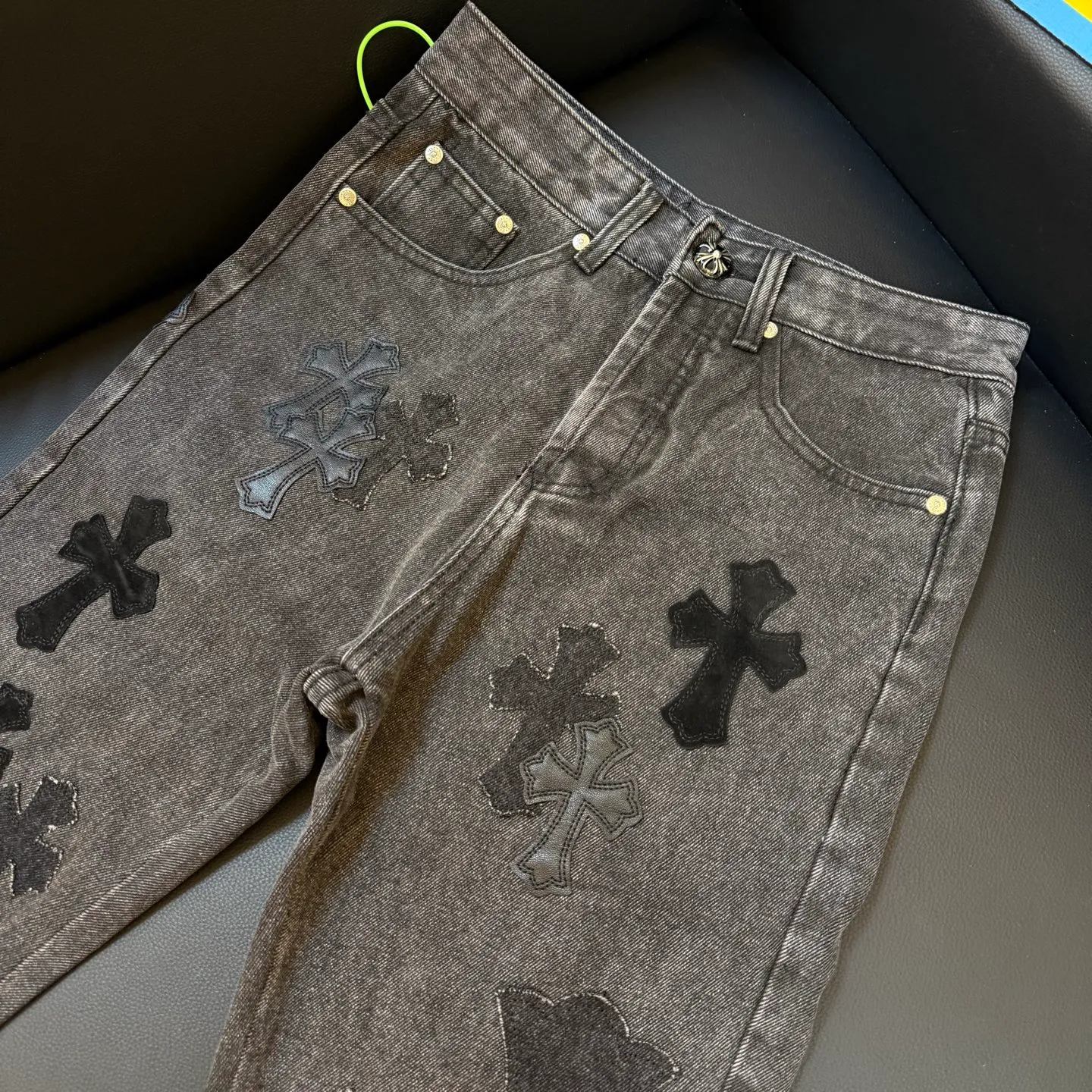 P310 Washed black model number: D348 Chrome hearts 104 106 106 Waist circumference 72 76 80 84 88 Recommended weight S (about 110 pounds) M (about 120 pounds) L (about 140 pounds) XL (about 165) XXL (about 185)